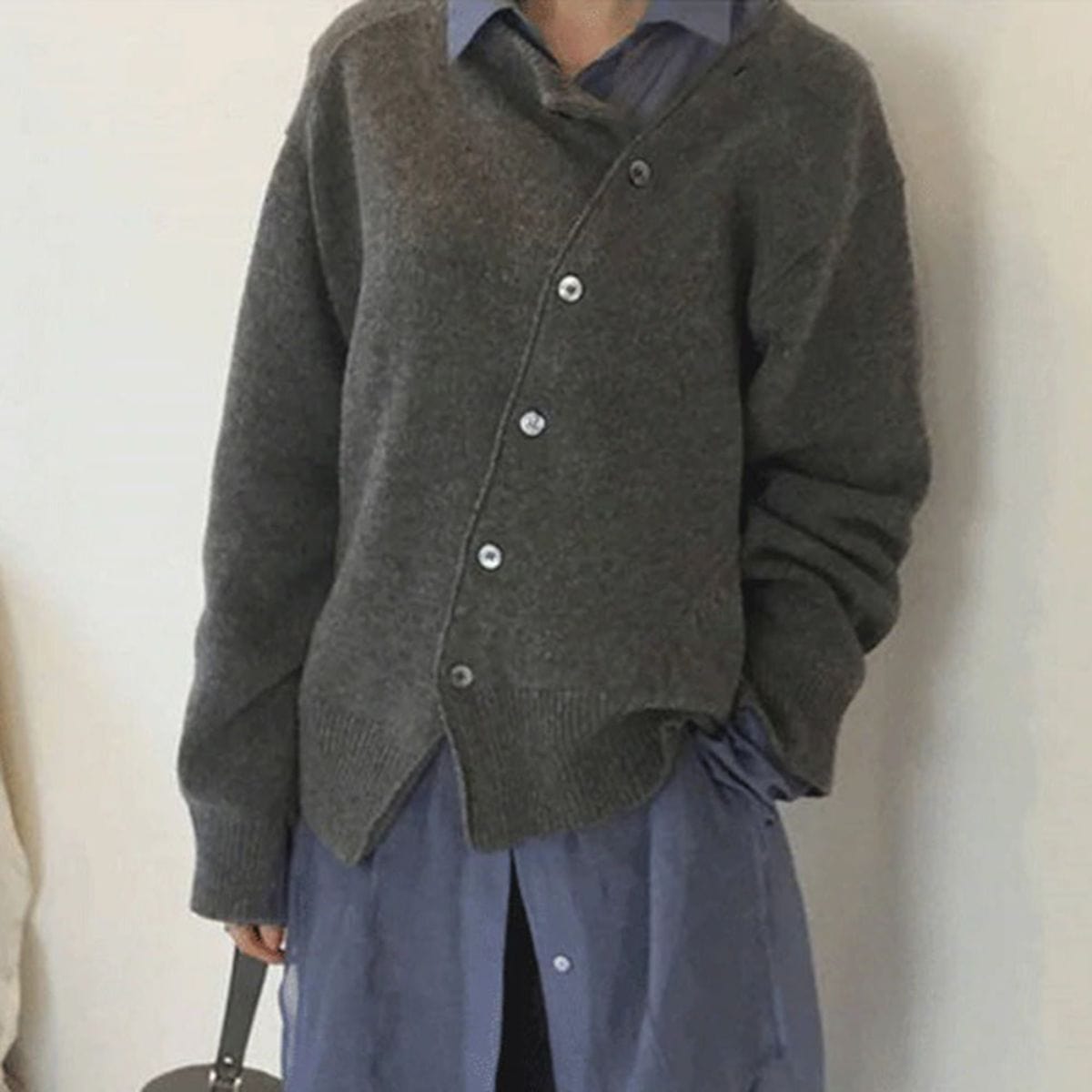 Women's - Cashmere Cardigan - Comfortable Button Placket - Elegant, Soft Autumn Knitwear for Stylish Women