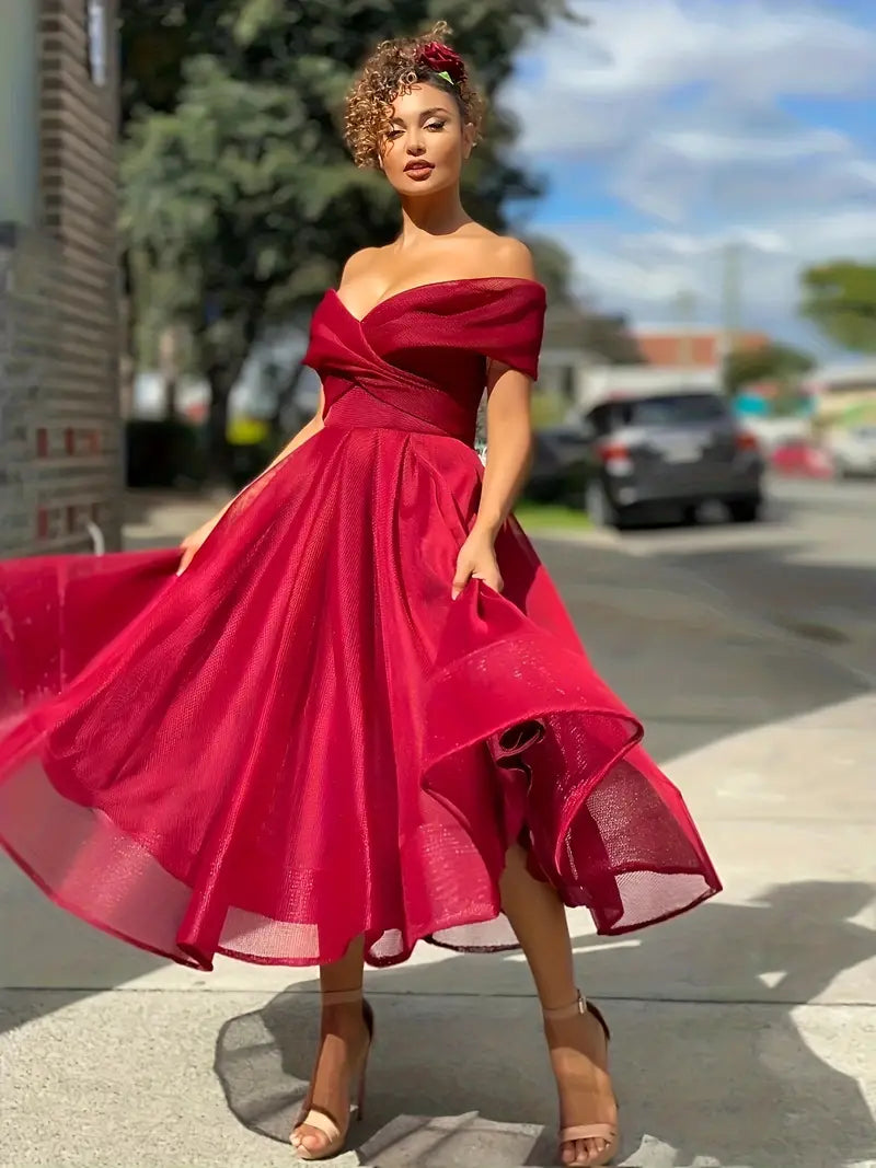 Anouk - Long Dress with Off-Shoulder Design, Flattering Cut