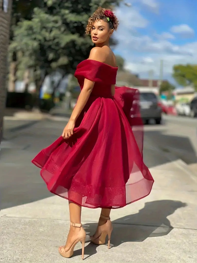 Anouk - Long Dress with Off-Shoulder Design, Flattering Cut