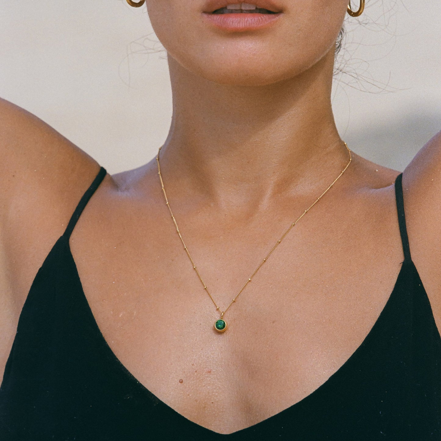 Aurora Birthstone Necklace - A Enchanting Connection