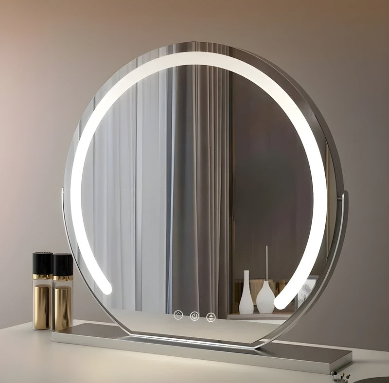 Beauty in LED Light – A Mirror for Every Woman