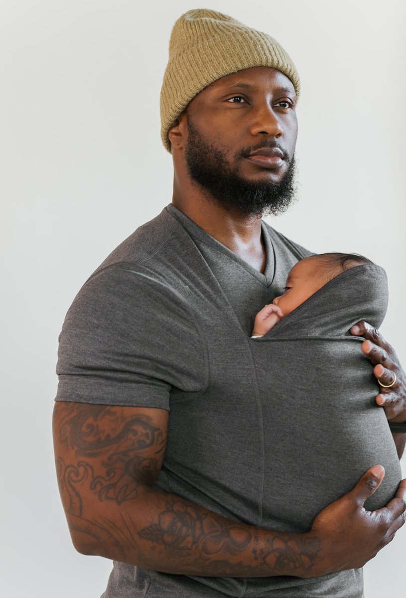 CarryMe Baby Wearing T-shirt – Comfortable T-shirt with Nursing Function