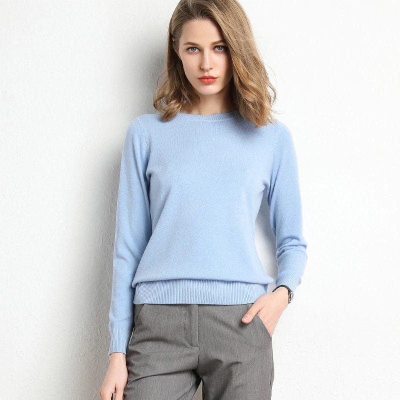 Cashmere Jumper with Classic Neckline for the Autumn Season