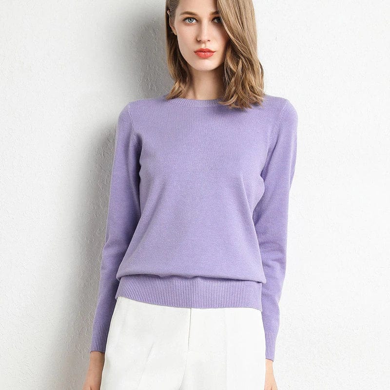 Cashmere Jumper with Classic Neckline for the Autumn Season