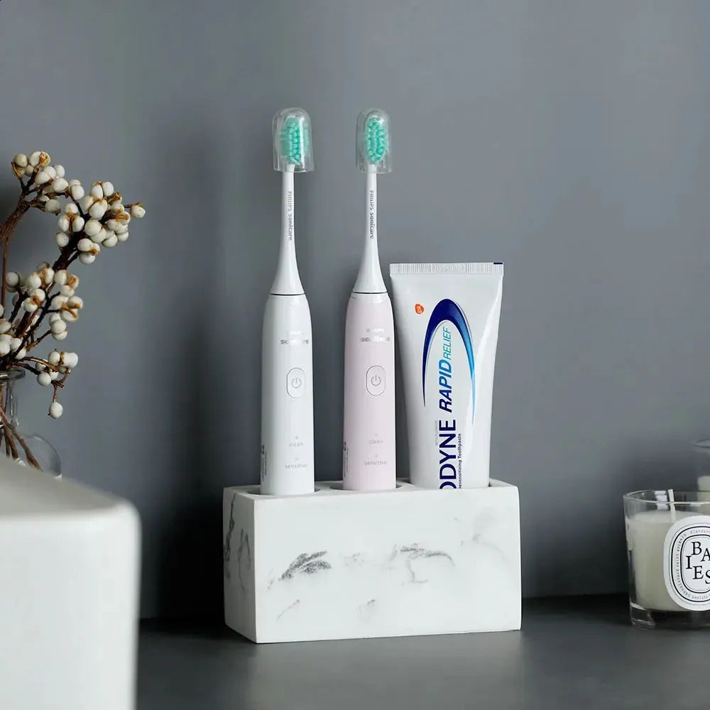 Couple Resin Toothbrush Holder