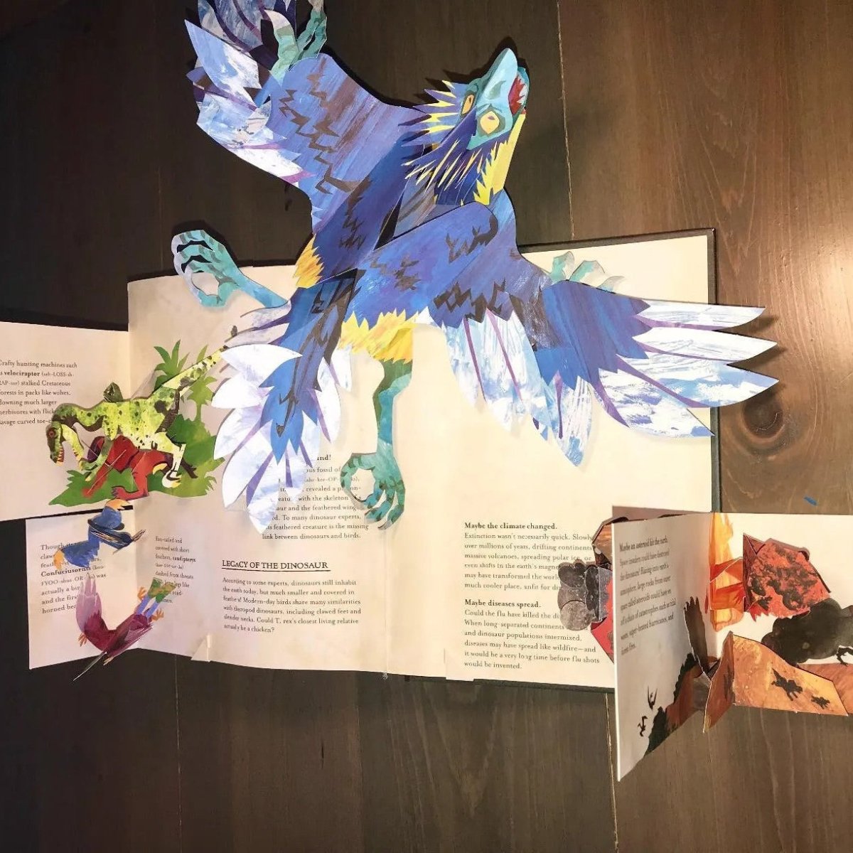 DINOCRAFT – 3D Dinosaur Pop-Up Book with Precise Scientific Insights