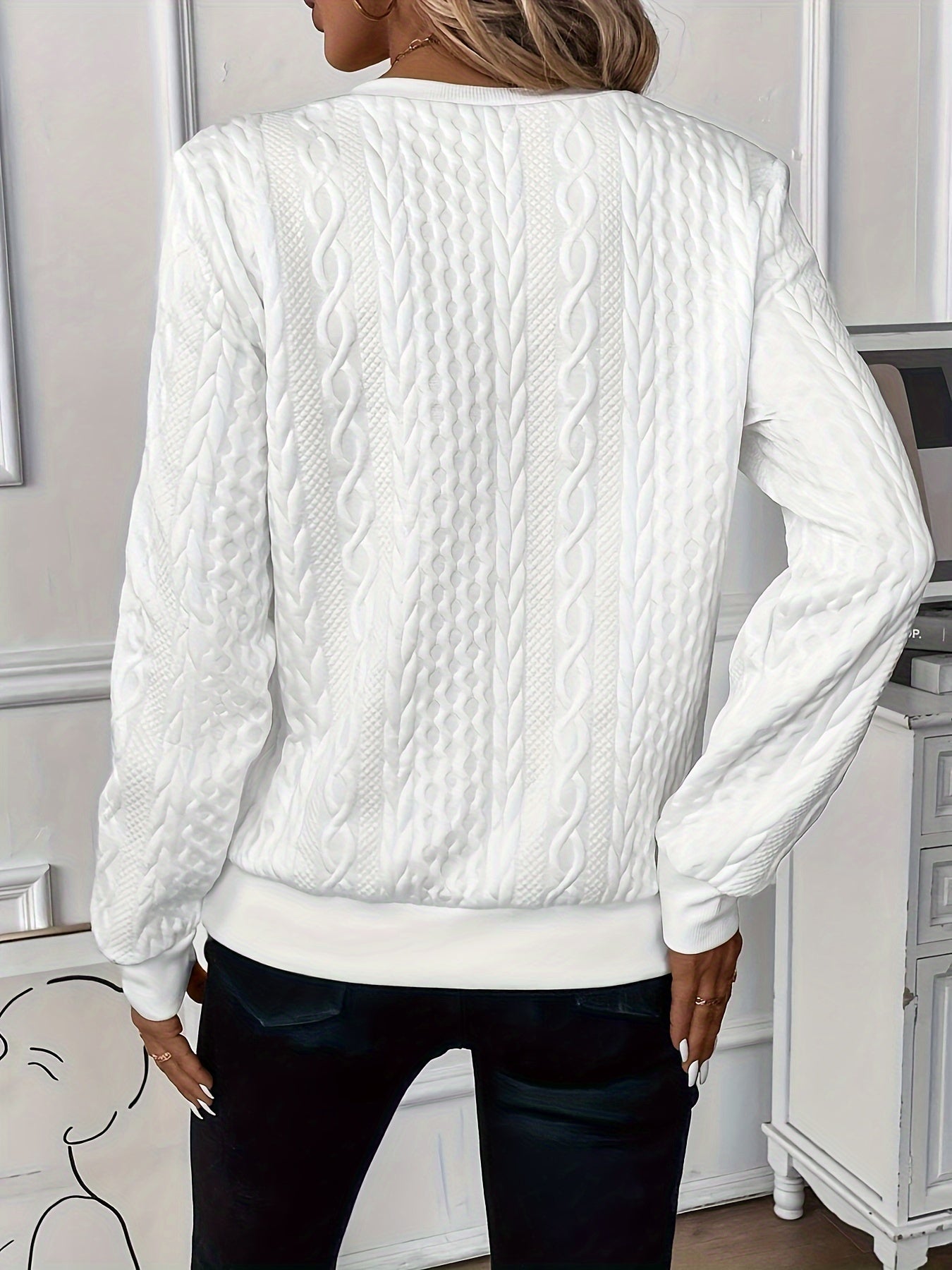 Elegant Knitted Jumper for Autumn