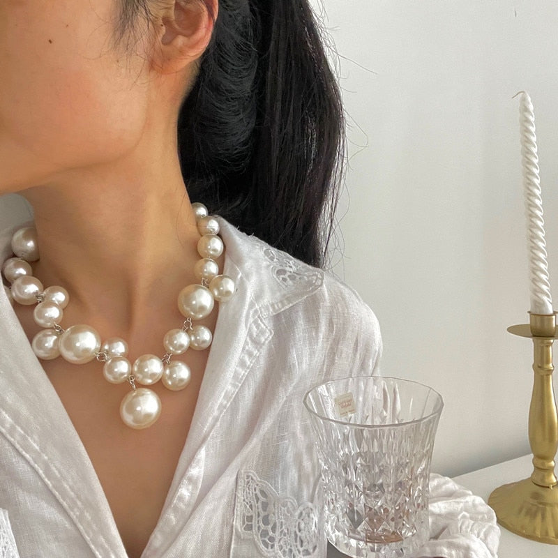 Elegant Pearl Necklace Pure Class and Beauty