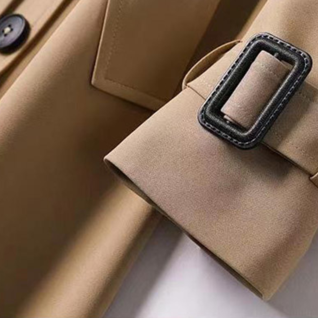 Emalie | Classic trench coat in timeless autumn style