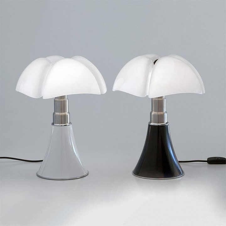 Flower Table Lamp – Elegant