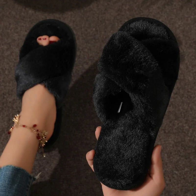 Fluffy Slippers with Soft Sole and Non-Slip Grip