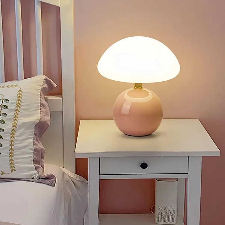 French Style and Natural Beauty of the Mushroom in the Lamp