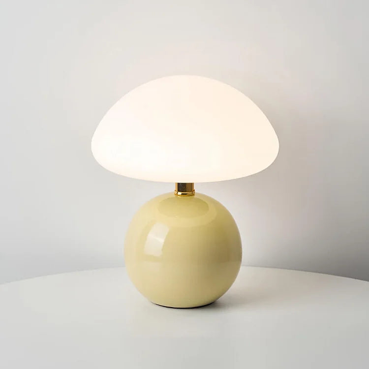 French Style and Natural Beauty of the Mushroom in the Lamp