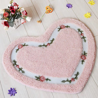 Kvetinová predložka do kúpeľne s prešívaním Heart