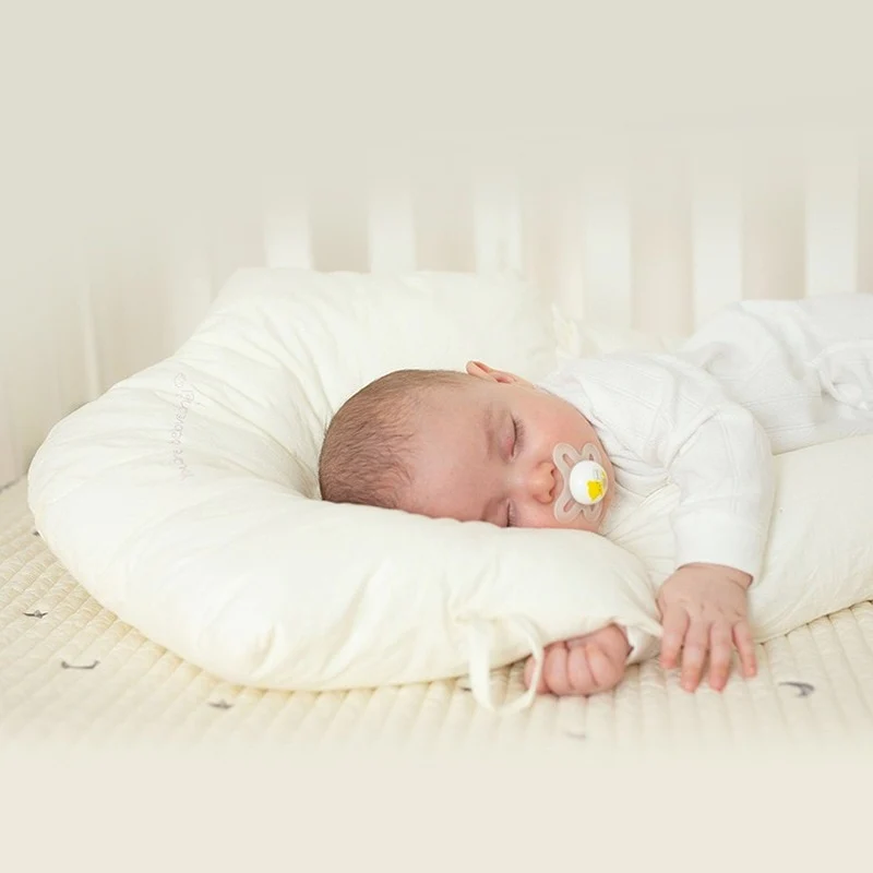 Hypoallergenic Sleep Cushion for Babies - DreamNest