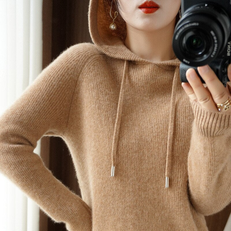 Leslie - Cashmere Hoodie for Autumn