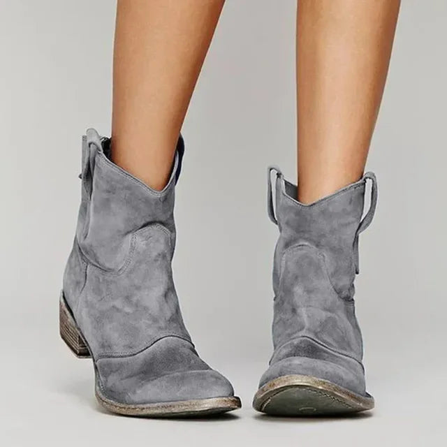 Olvoria | Cowboy Ankle Boot in Vintage Style