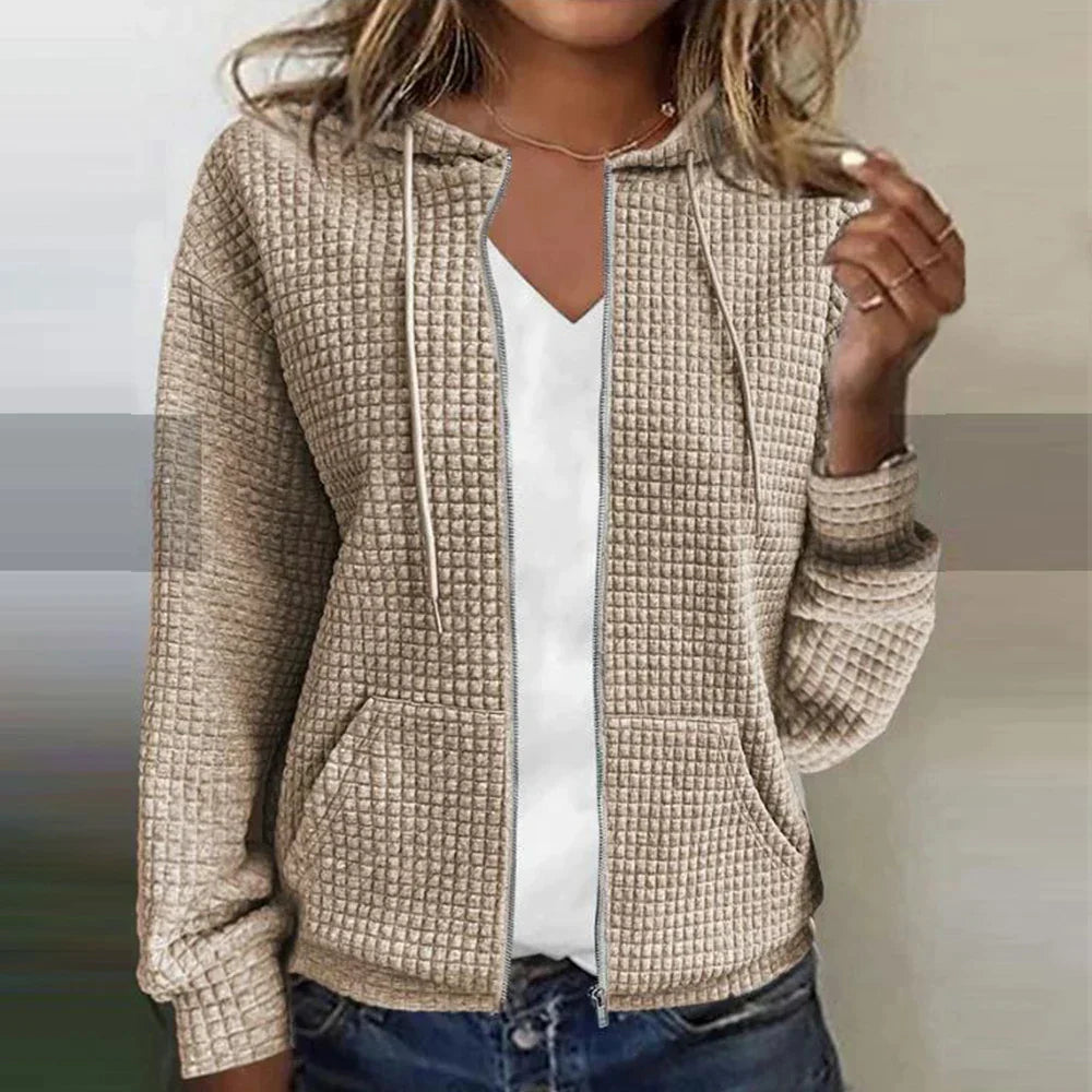 Olvoria | For her checked jacket: Style and comfort combined 2024