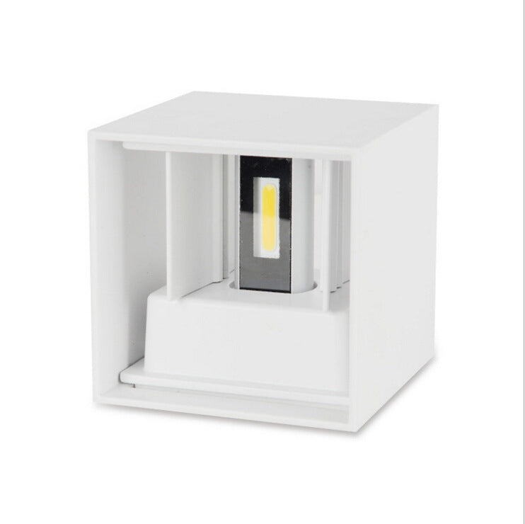 Olvoria | Garduru LED Wall Lamp | Modern, Versatile and Energy Efficient