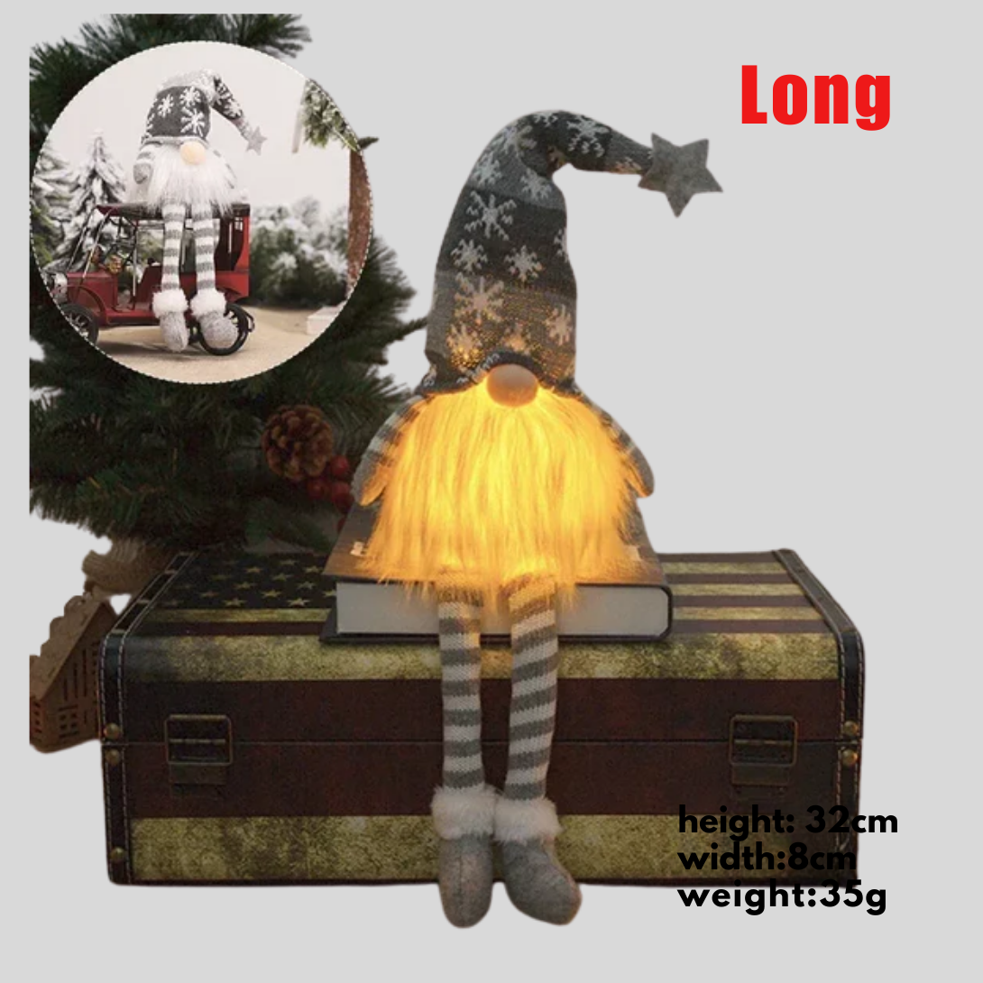 Olvoria | LED Gnome Ornament with Knitted Hat