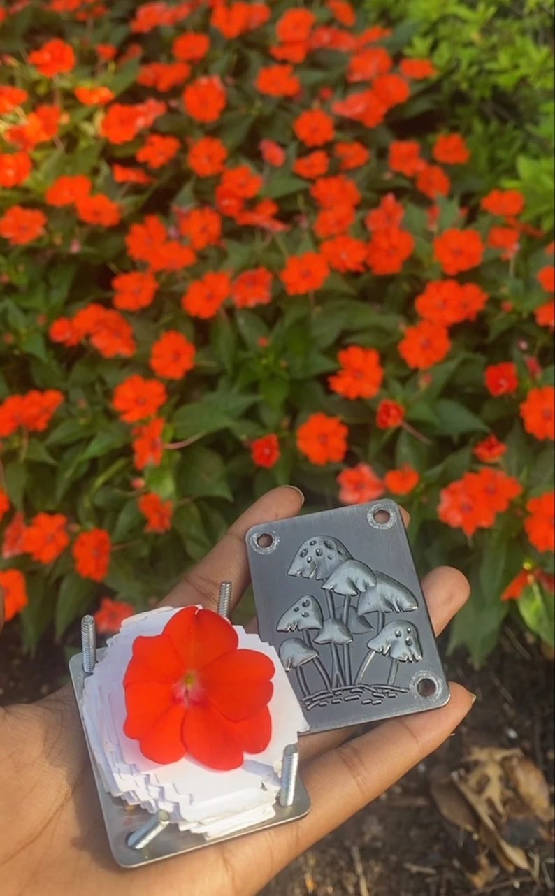 Olvoria | Mini Flower Press | Compact Botanical Keepsake Maker | Portable Craft Tool