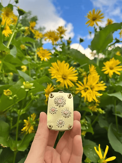 Olvoria | Mini Flower Press | Compact Botanical Keepsake Maker | Portable Craft Tool