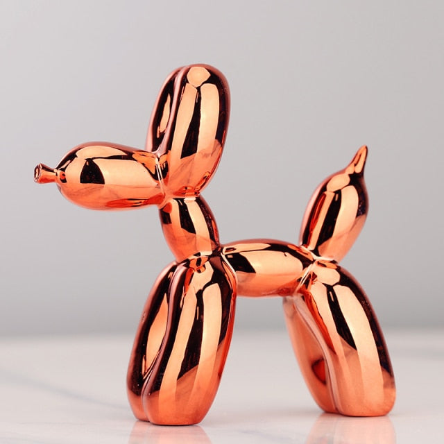 Olvoria – Modern Balloon Dog Sculpture with Metallic Surface