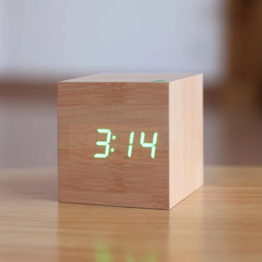 Olvoria | Modern Digital Wood Clock