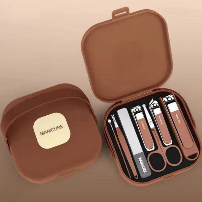 Olvoria | Portable 7-piece manicure set with nail clippers