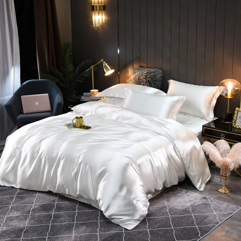 Olvoria | Satin Bedding Set with Elegant Design