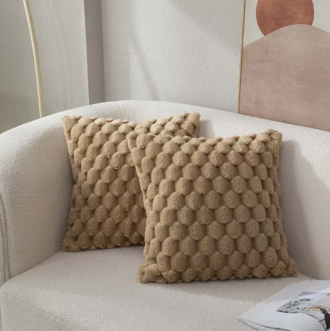 Olvoria | Textured Throw Pillow with Fuzzy Pattern