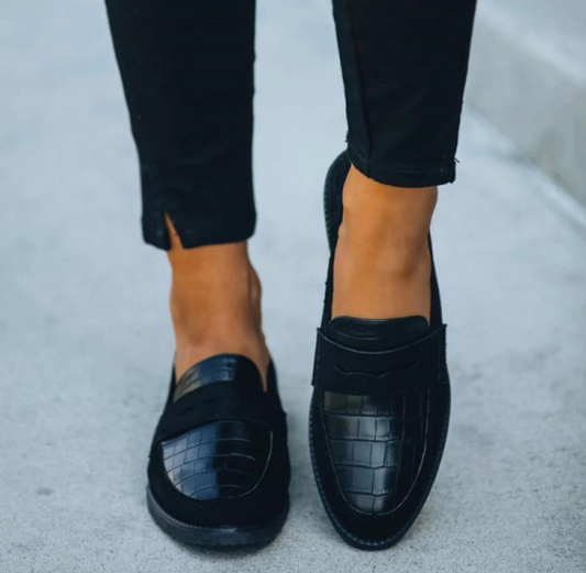 Olvoria | The Comfortable and Elegant Loafers