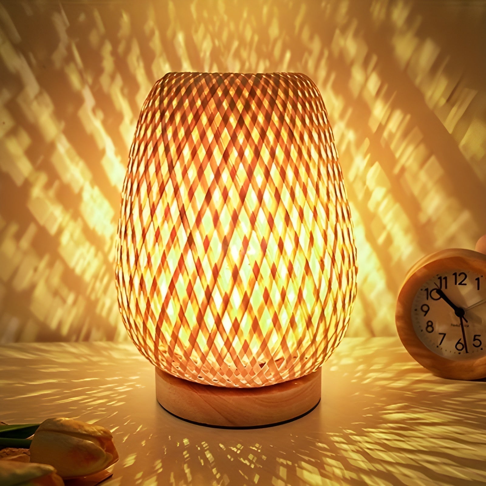 Olvoria | USB Desk Lamp with Woven Design