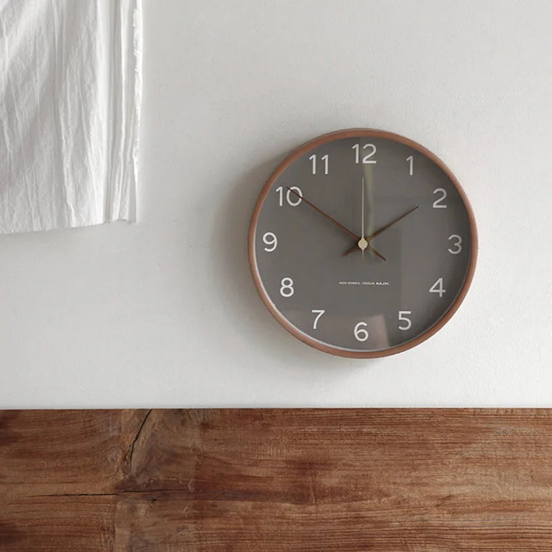 Olvoria | Wall Clock Made of Wood and Glass