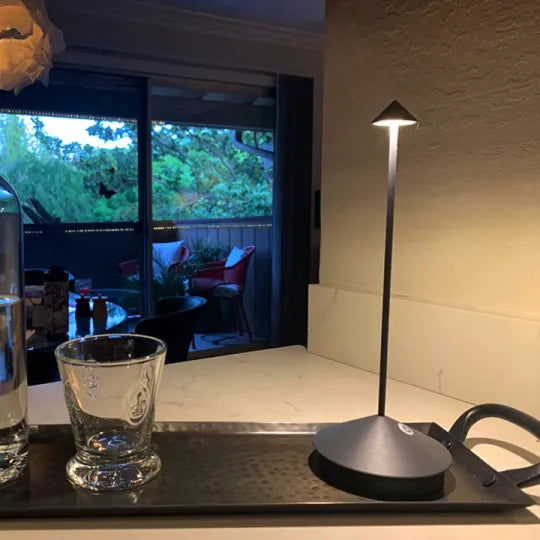 Olvoria | Wireless LED Table Lamp with Dimmable Light