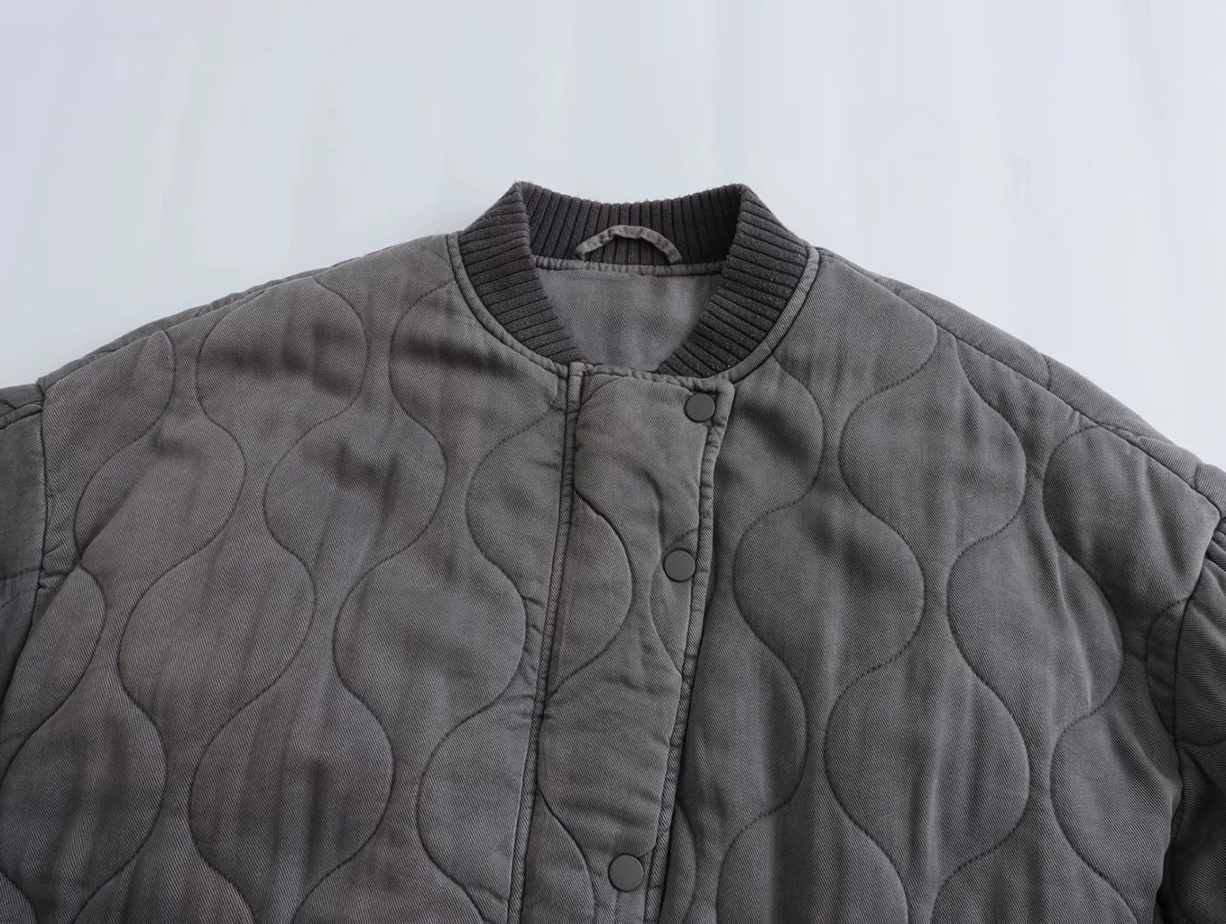 Olvoria - Women's Loose-Fitting Gray Bomber Jacket