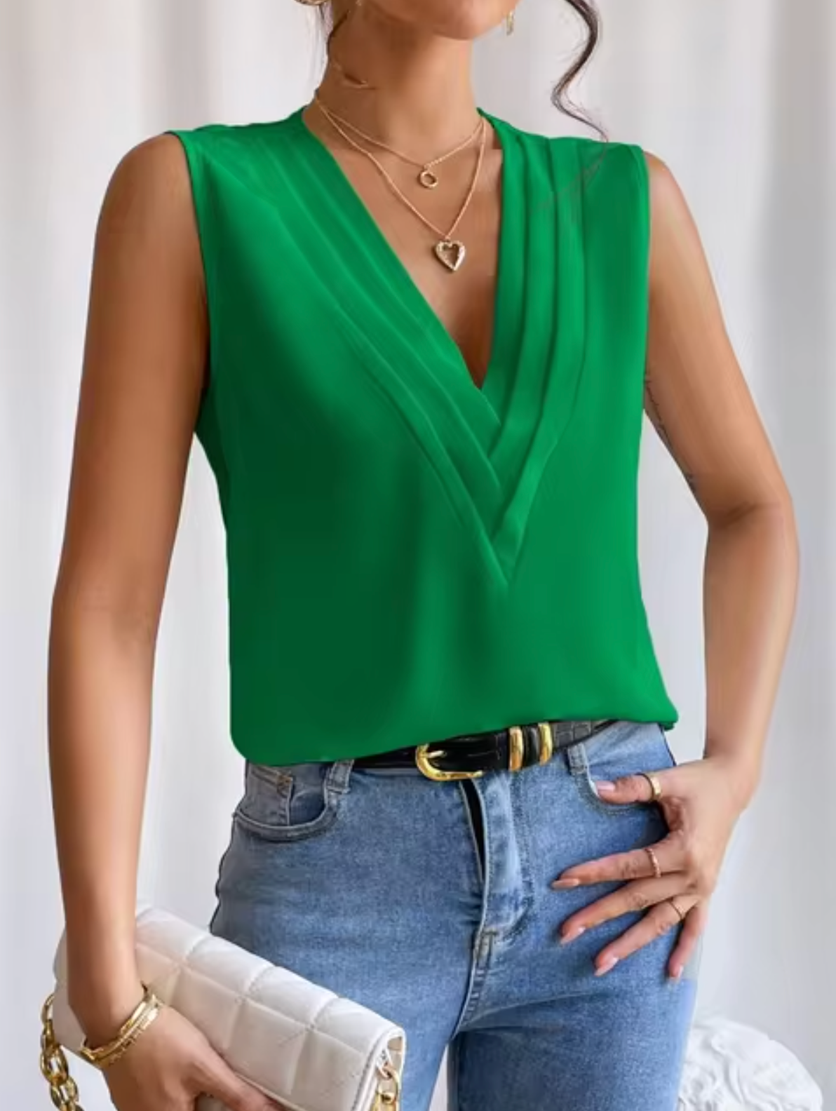Olvoria | Women's Sleeveless V-Neck Pleated Top