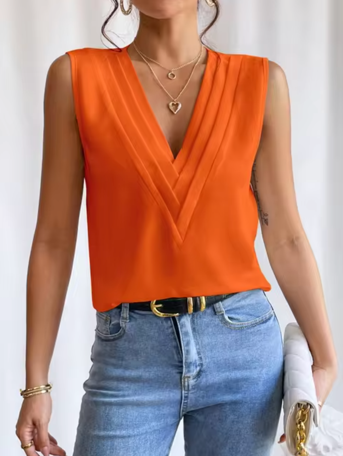 Olvoria | Women's Sleeveless V-Neck Pleated Top