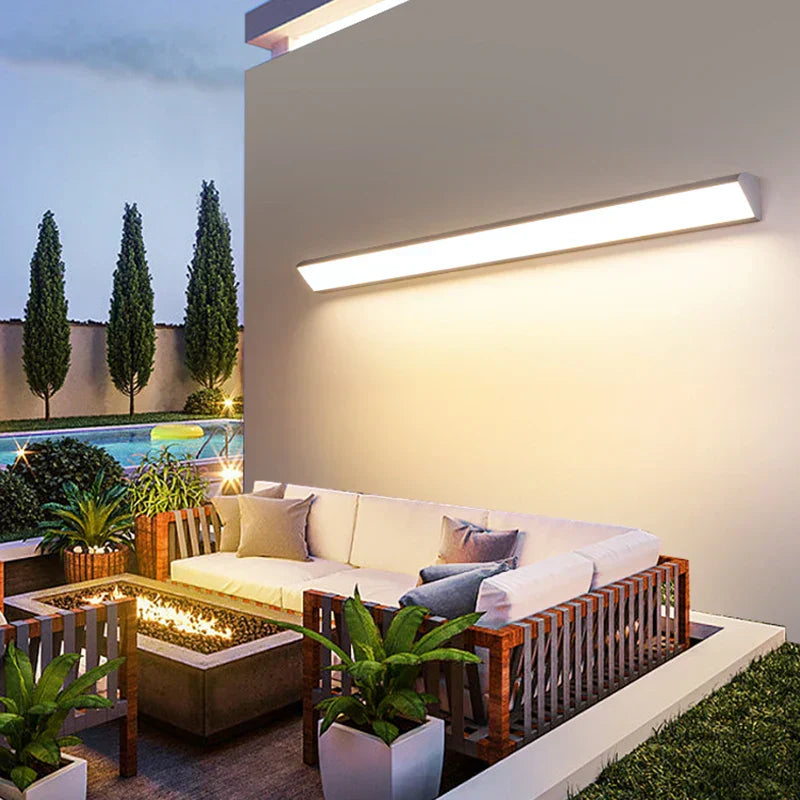 Outdoor Courtyard Lamp