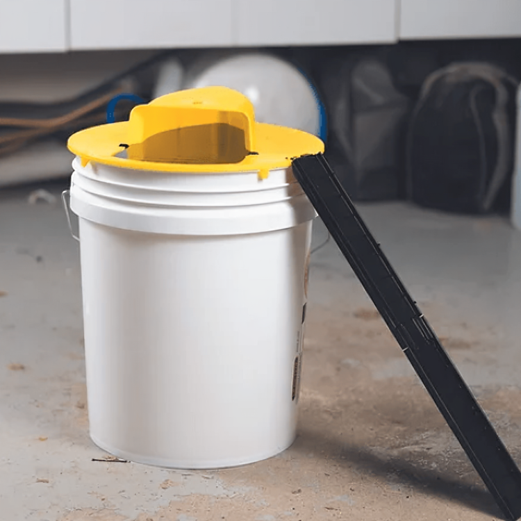 Reusable Rat Trap Bucket Lock Pest Catcher