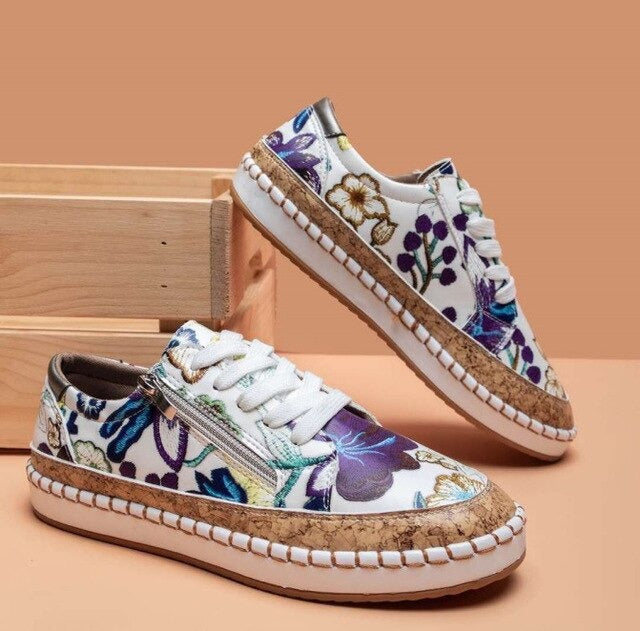 Santorini Flower Trainer Trend N1 of the Season