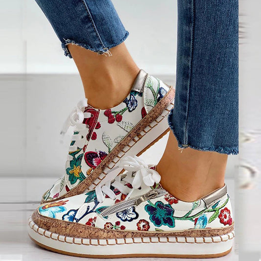 Santorini Flower Trainer Trend N1 of the Season