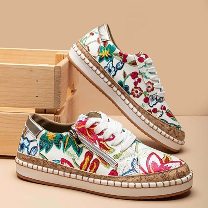 Santorini Flower Trainer Trend N1 of the Season