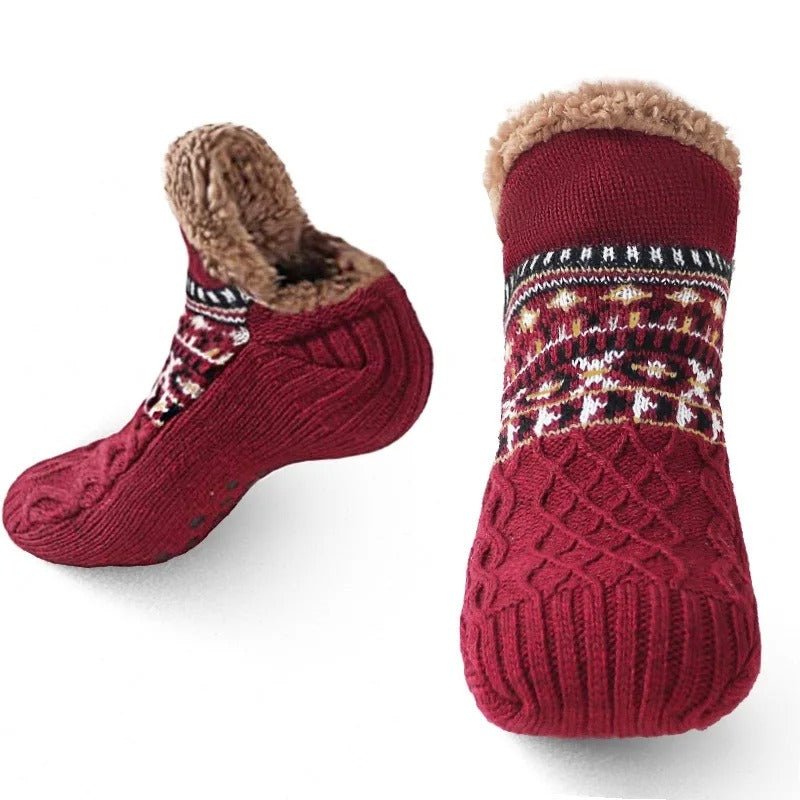 SOFTTRAX – Ultra-soft, non-slip socks for warm & cozy indoor comfort