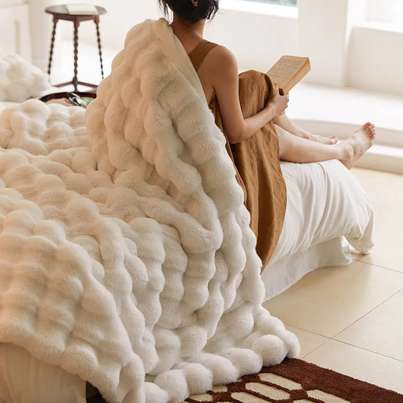 The Elegance of Warmth on Your Sofa