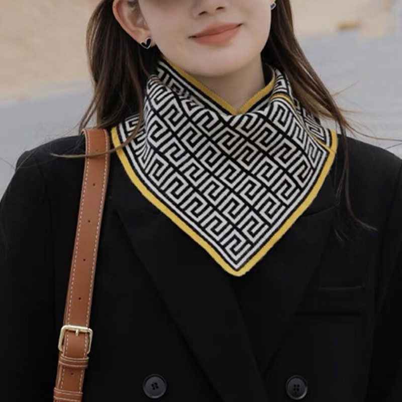 Triangle Scarf
