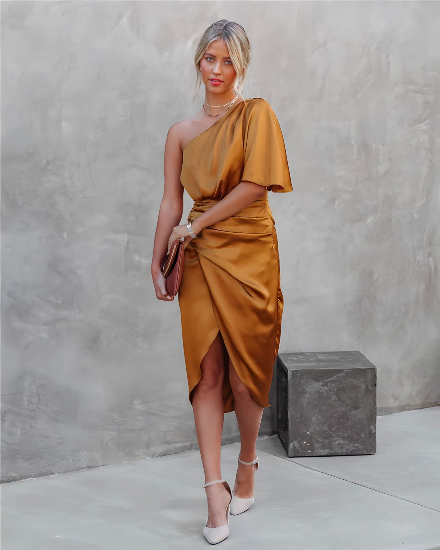 Valentina | Elegant Evening Dress in Silk