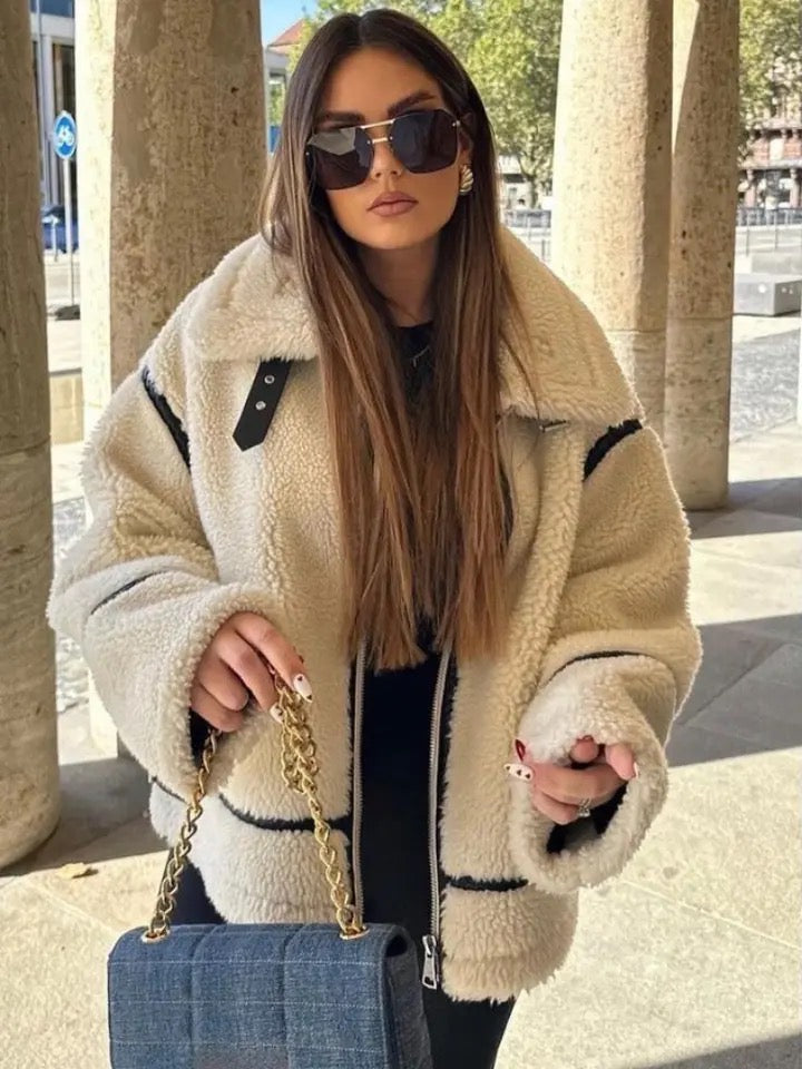 Versatile Teddy Jacket for Modern Fashion