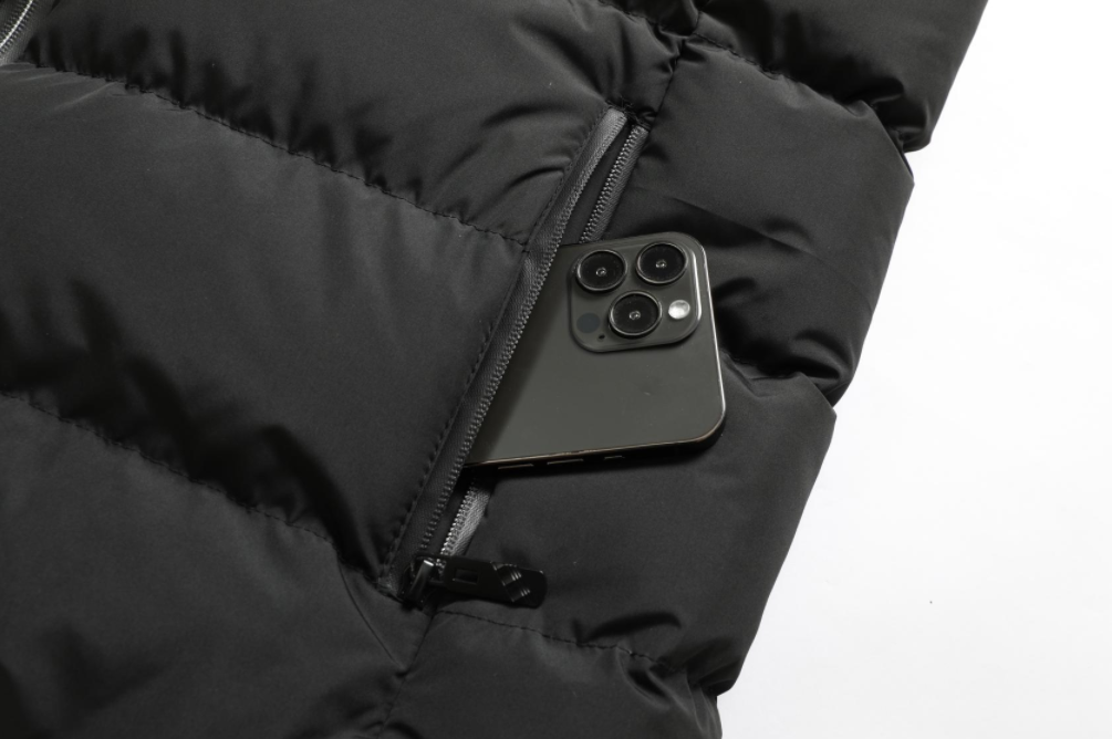VitalWarm | Experience comfortable warmth, wherever and whenever you want, with this heated jacket