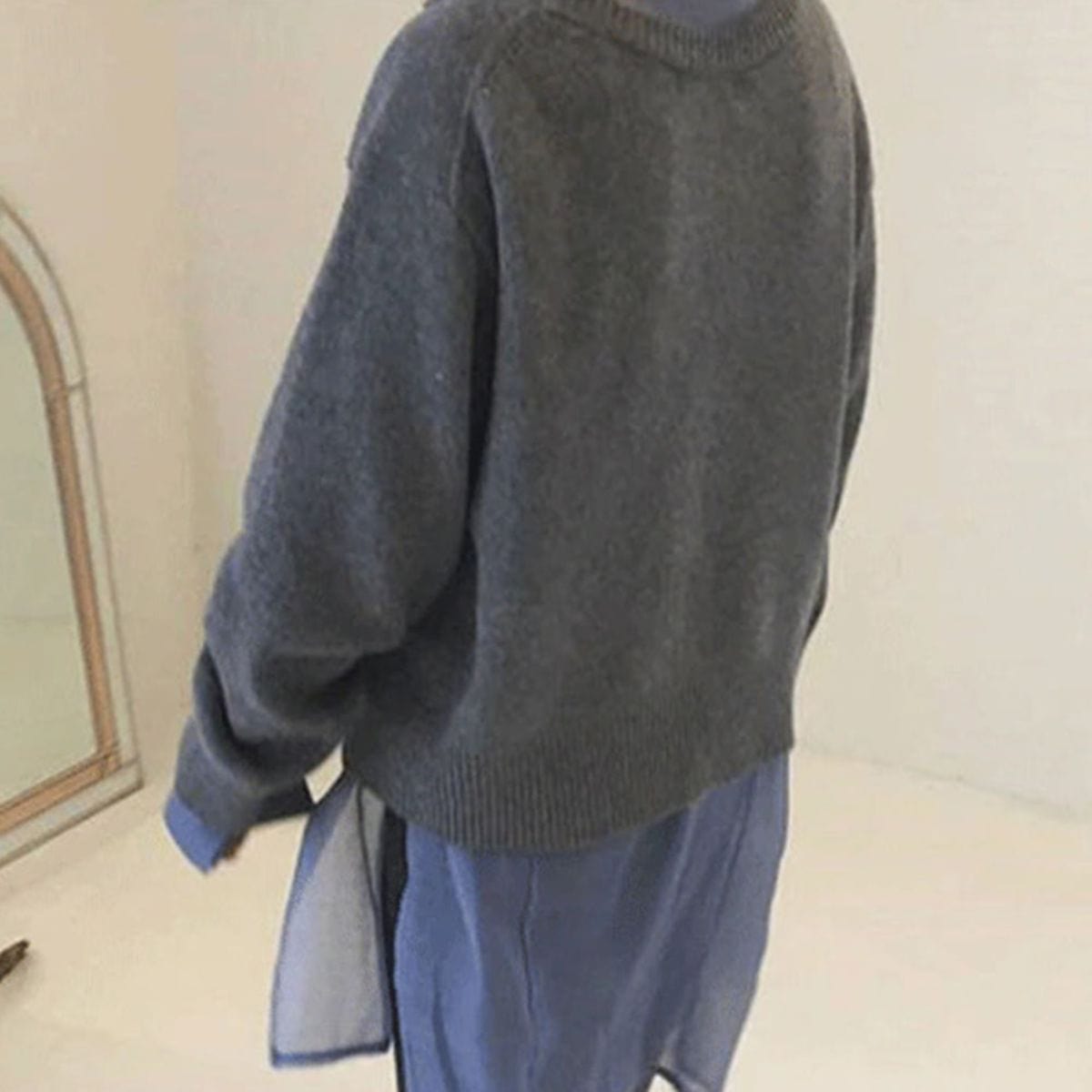 Women's - Cashmere Cardigan - Comfortable Button Placket - Elegant, Soft Autumn Knitwear for Stylish Women